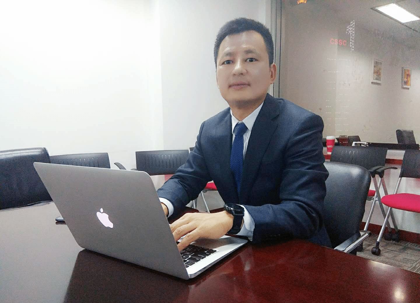 ‘太阳成tyc7111cc’海口“双创”关注“失摊”小贩 进行惠民安排(图4) 太阳成tyc7111cc